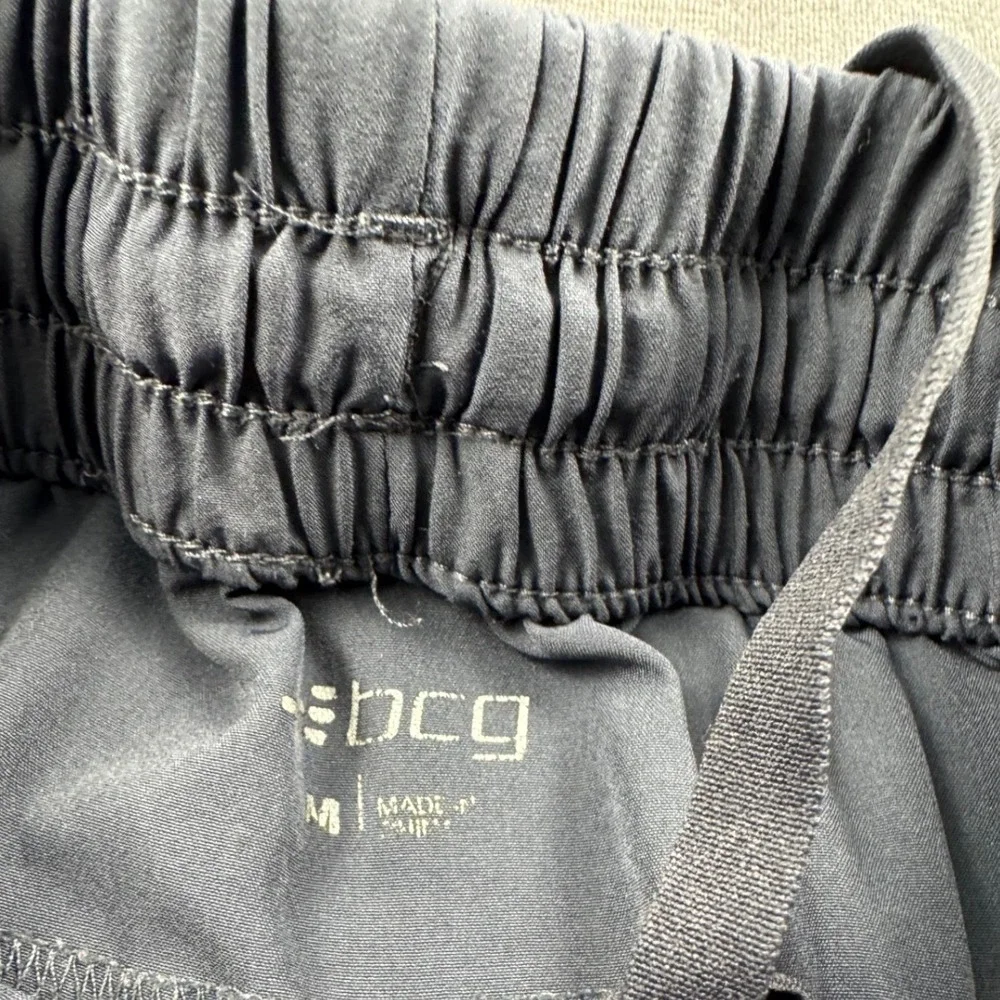 BCG Men's Gray Athletic Jogger Pants Sz Medium‎ Elastic Waist Drawstring Pockets